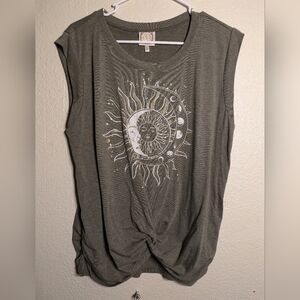 Sun and Moon Graphic Olive Top Size Xl